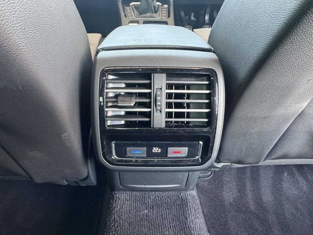 Vehicle 33