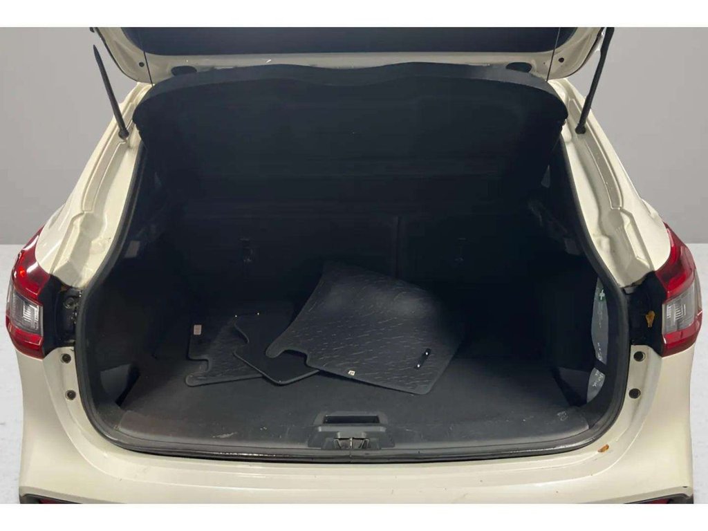 Used Nissan Qashqai 2018 for sale - 77121794: Photo 7