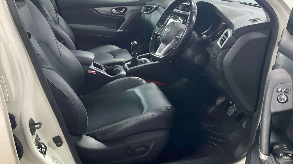 Used Nissan Qashqai 2018 for sale - 77121794: Photo 9