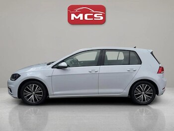 Used Volkswagen Golf 2018 for sale - 76454516: Photo