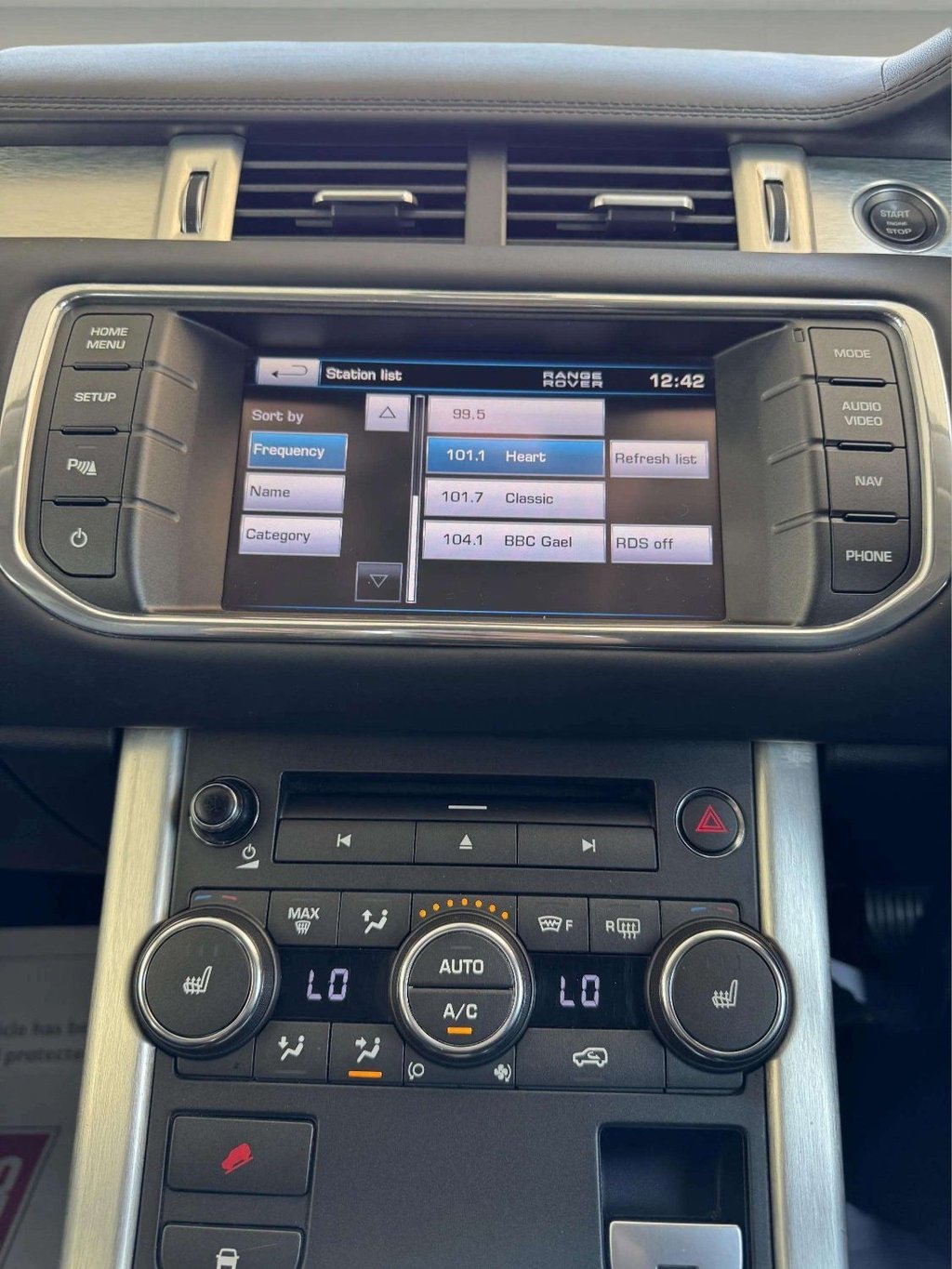 Used Land Rover Range Rover Evoque 2011 for sale - 76686399: Photo 16