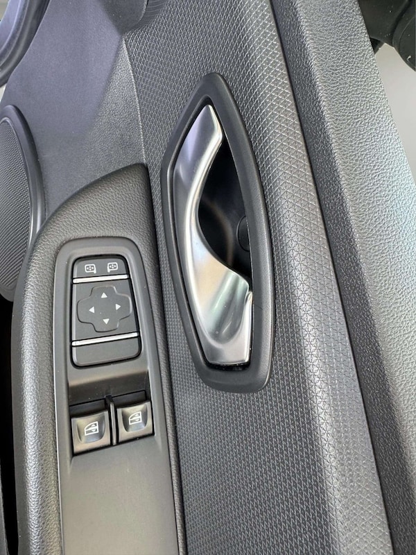 Used Renault Clio 2018 for sale - 75703568: Photo 23