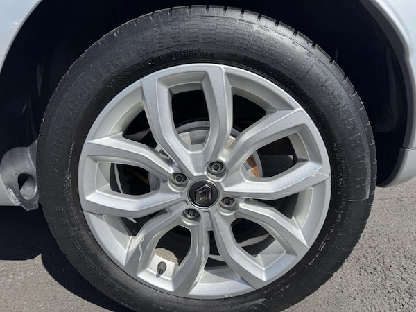 Used Renault Clio 2018 for sale - 75703568: Photo 32