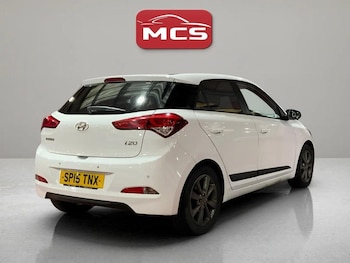 Used Hyundai i20 2015 for sale - 76546720: Photo