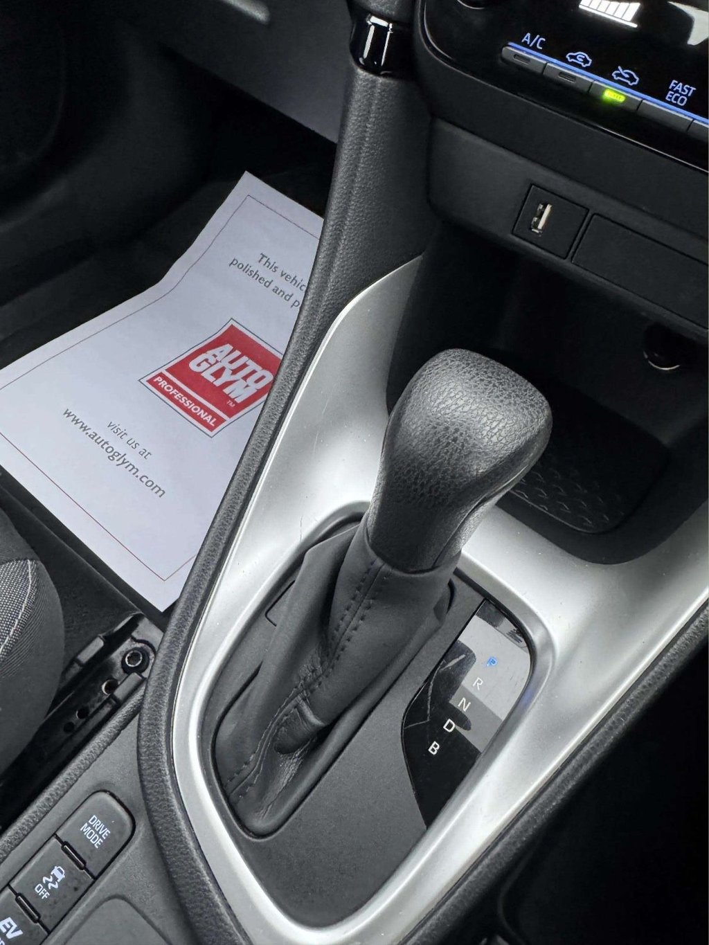 Used Toyota Yaris 2022 for sale - 77038116: Photo 10