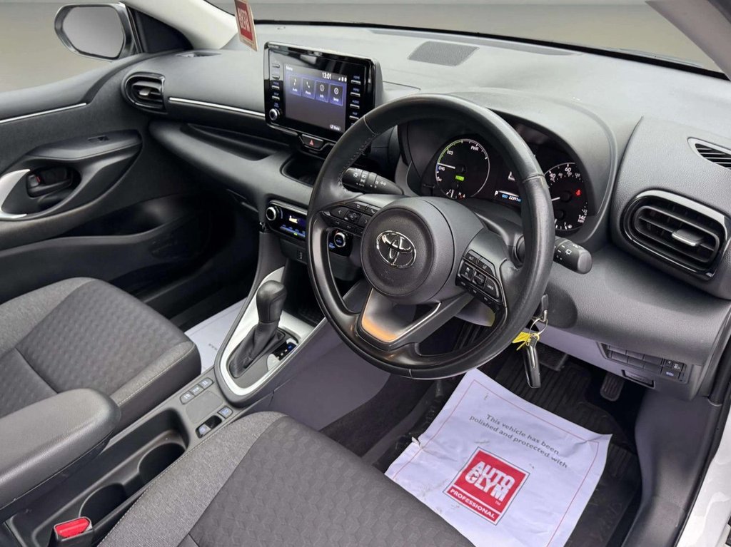 Used Toyota Yaris 2022 for sale - 77038116: Photo 13