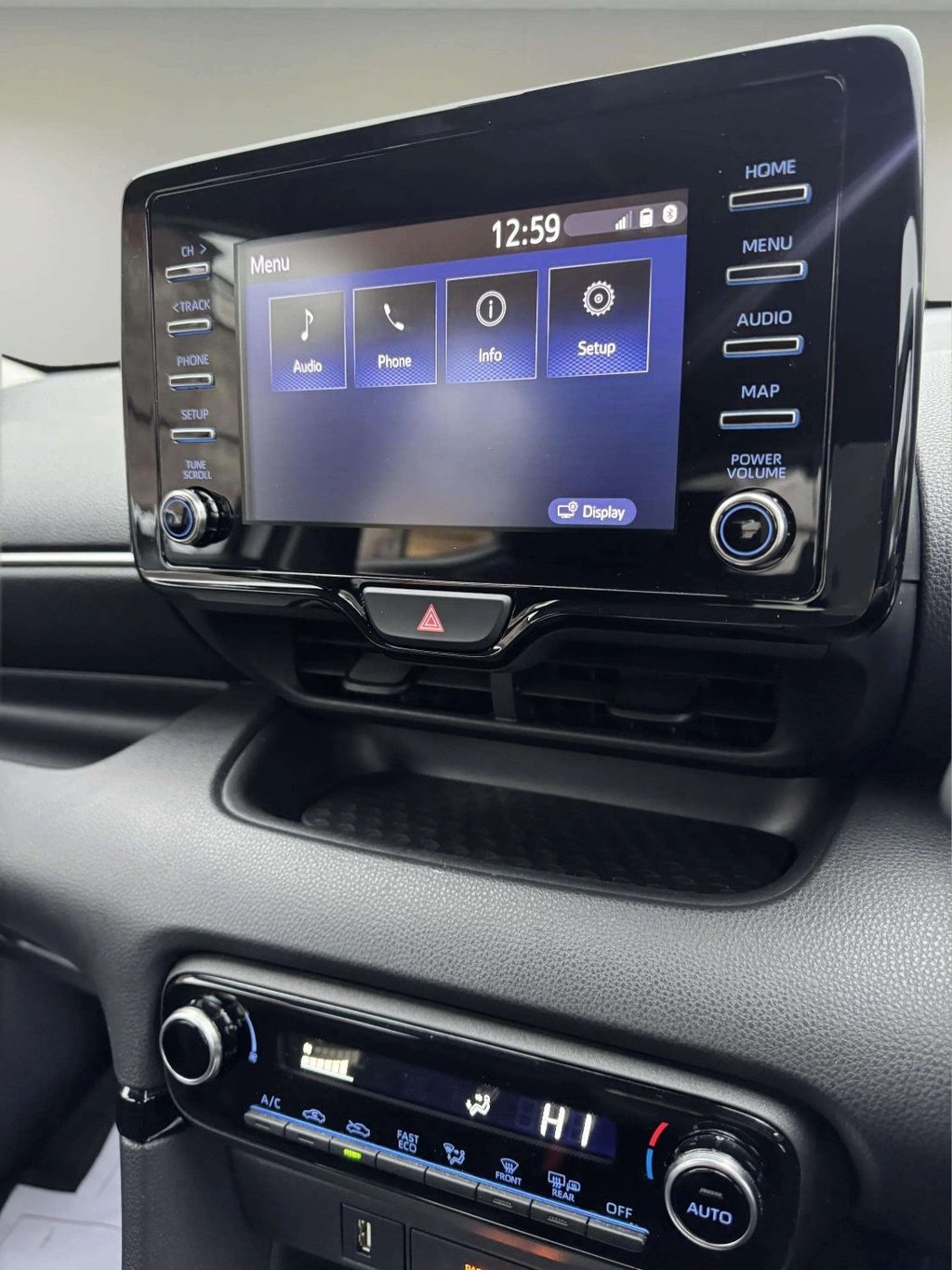 Used Toyota Yaris 2022 for sale - 77038116: Photo 14