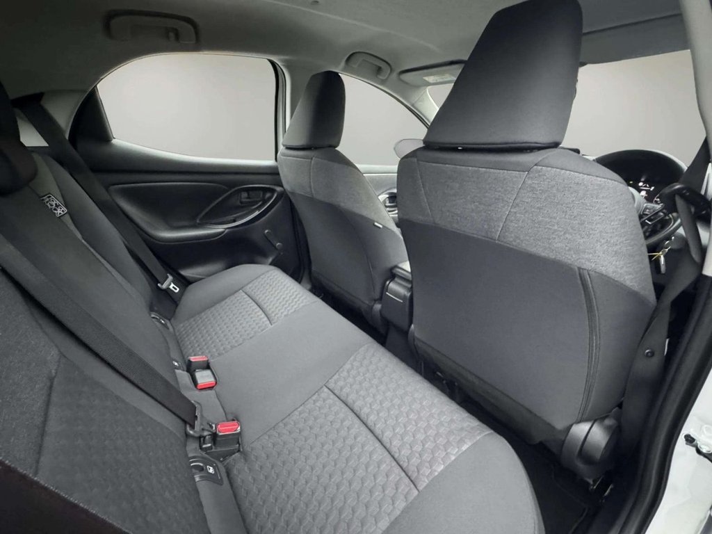 Used Toyota Yaris 2022 for sale - 77038116: Photo 19