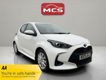 Used Toyota Yaris 2022 for sale - 77038116: Photo