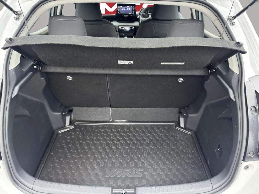 Used Toyota Yaris 2022 for sale - 77038116: Photo 26