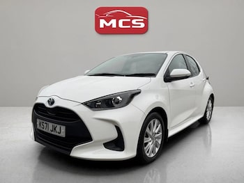 Used Toyota Yaris 2022 for sale - 77038116: Photo