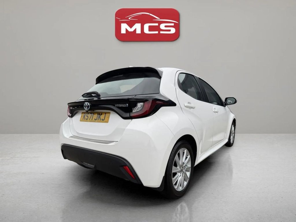 Used Toyota Yaris 2022 for sale - 77038116: Photo 7