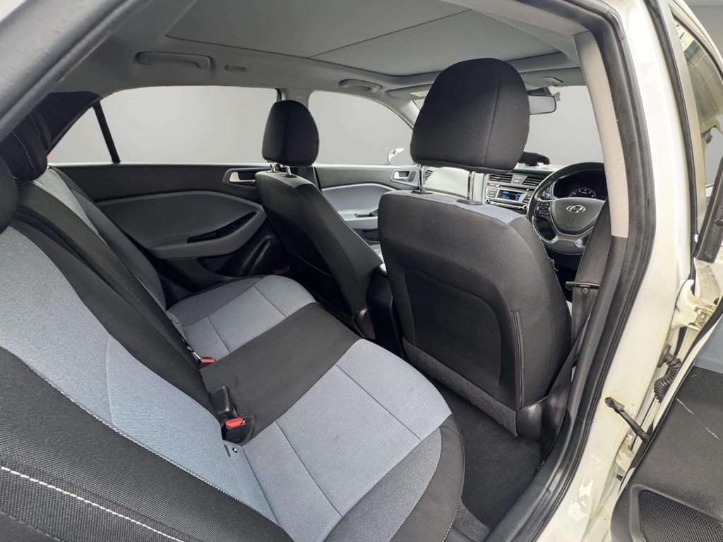 Used Hyundai i20 2015 for sale - 76631870: Photo 24