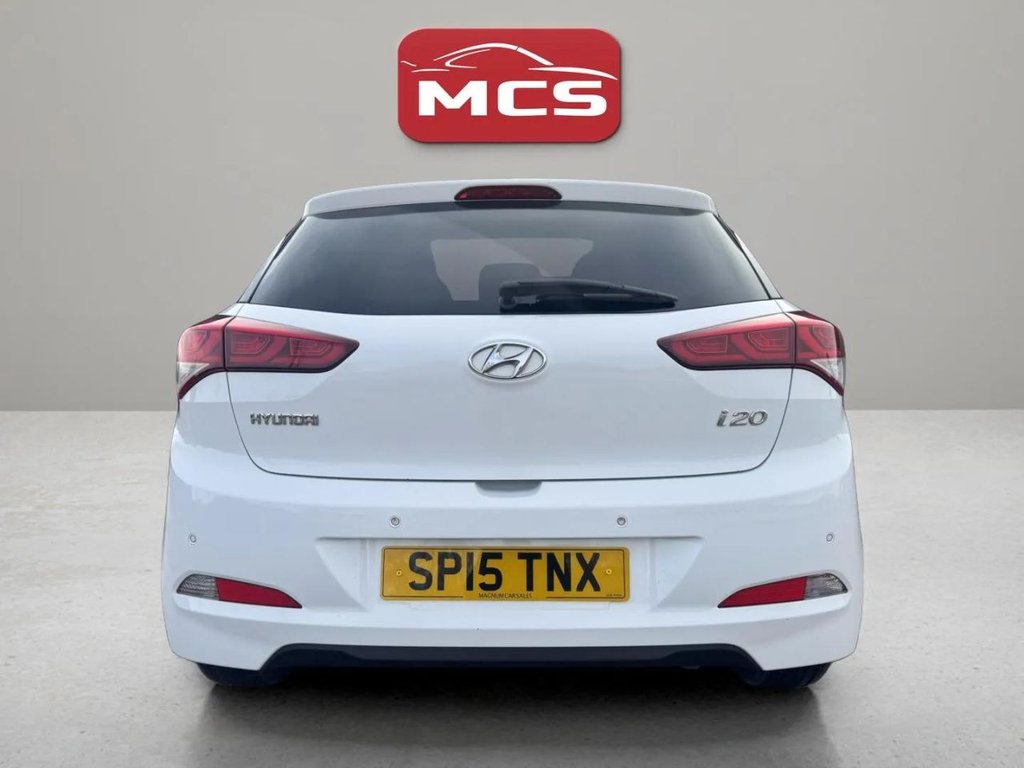 Used Hyundai i20 2015 for sale - 76631870: Photo 6