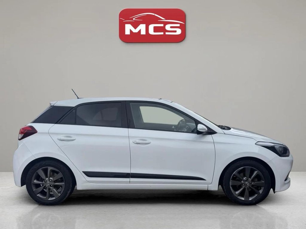 Used Hyundai i20 2015 for sale - 76631870: Photo 8