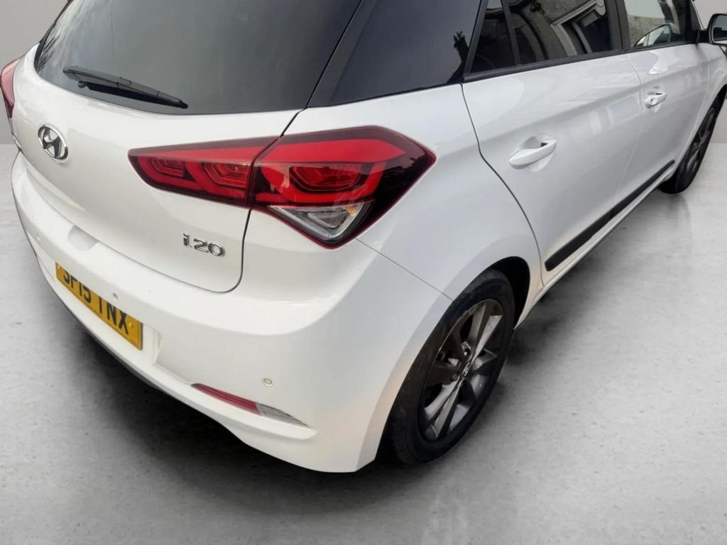 Used Hyundai i20 2015 for sale - 76631870: Photo 9
