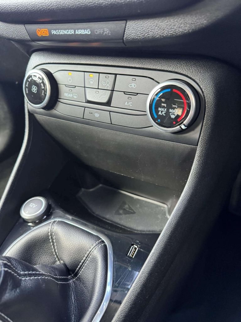 Used Ford Fiesta 2018 for sale - 76417345: Photo 23