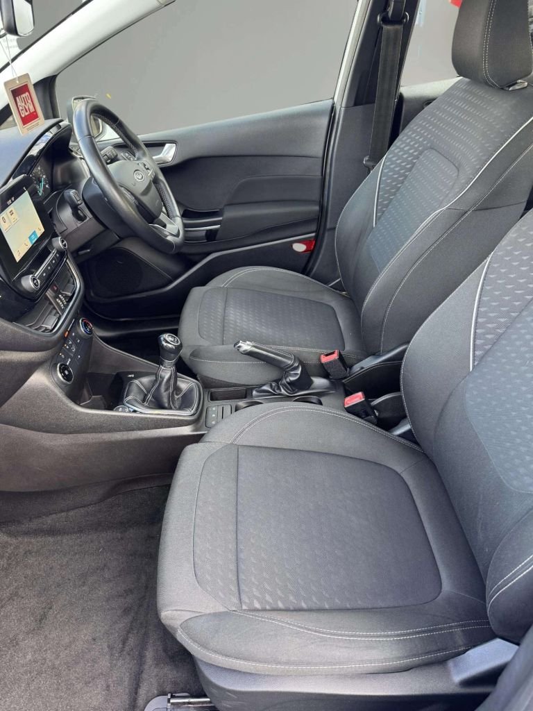 Used Ford Fiesta 2018 for sale - 76417345: Photo 25