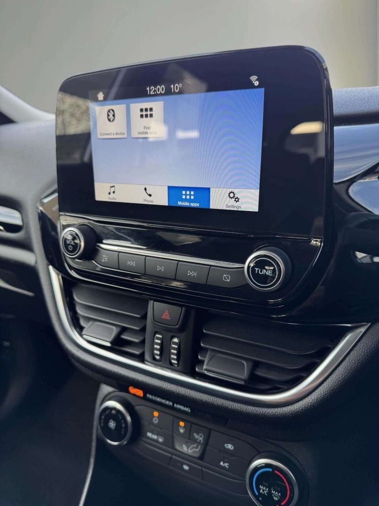 Used Ford Fiesta 2018 for sale - 76417345: Photo 35