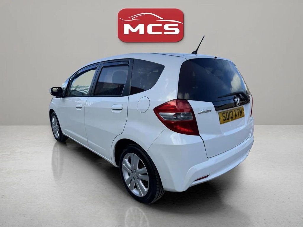 Used Honda Jazz 2013 for sale - 77719915: Photo 5