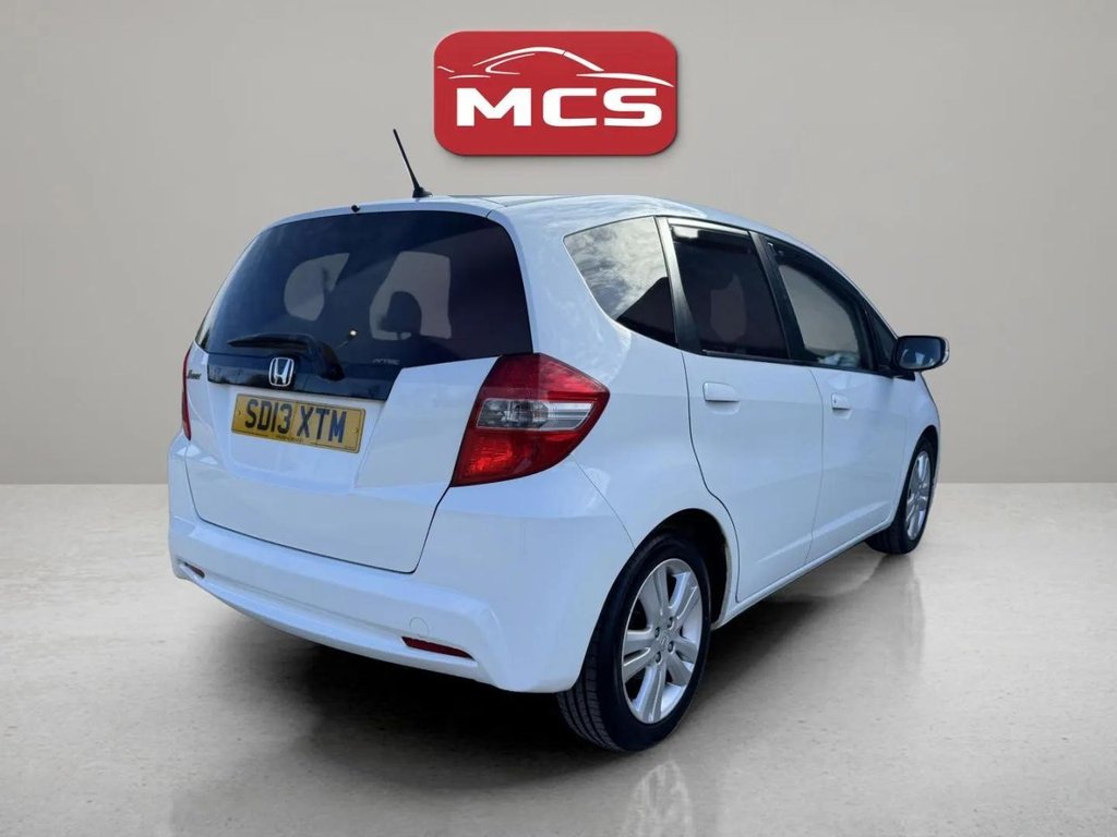 Used Honda Jazz 2013 for sale - 77719915: Photo 7