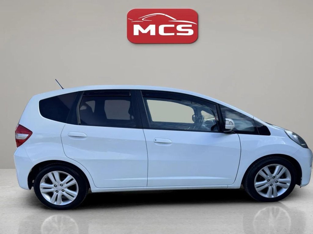 Used Honda Jazz 2013 for sale - 77719915: Photo 8