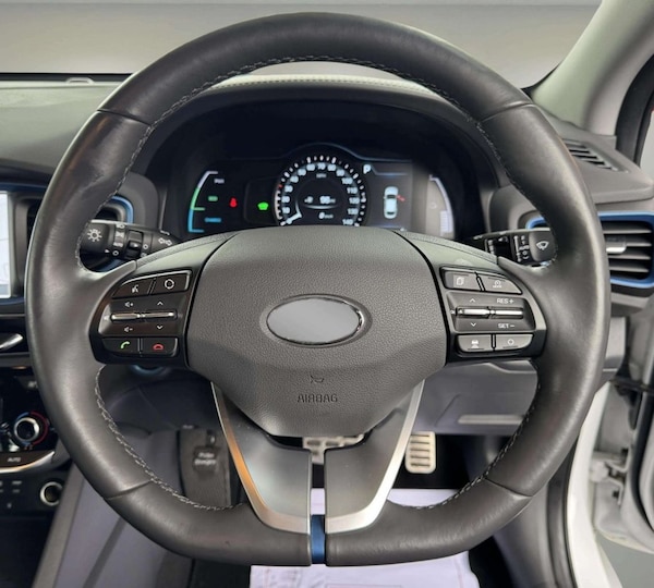 Used Hyundai IONIQ 2017 for sale - 76256393: Photo 33