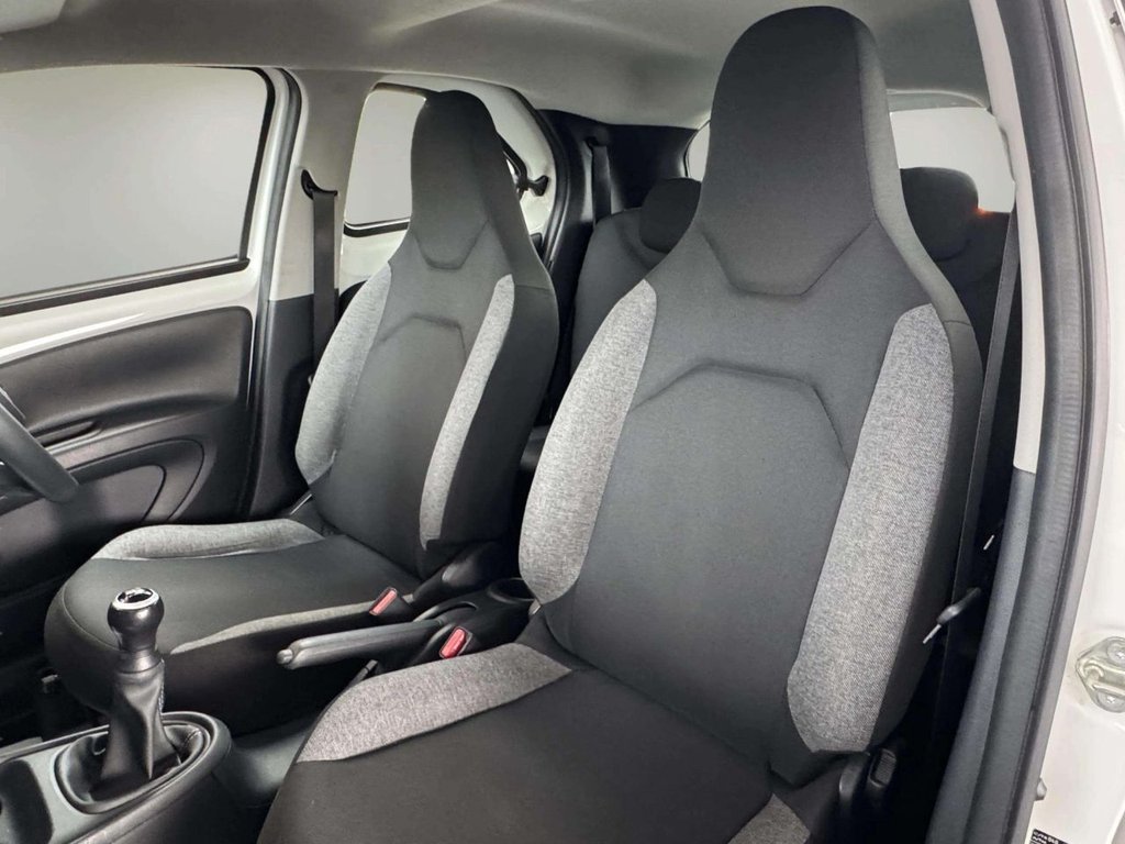 Used Toyota Aygo X 2022 for sale - 77369615: Photo 29