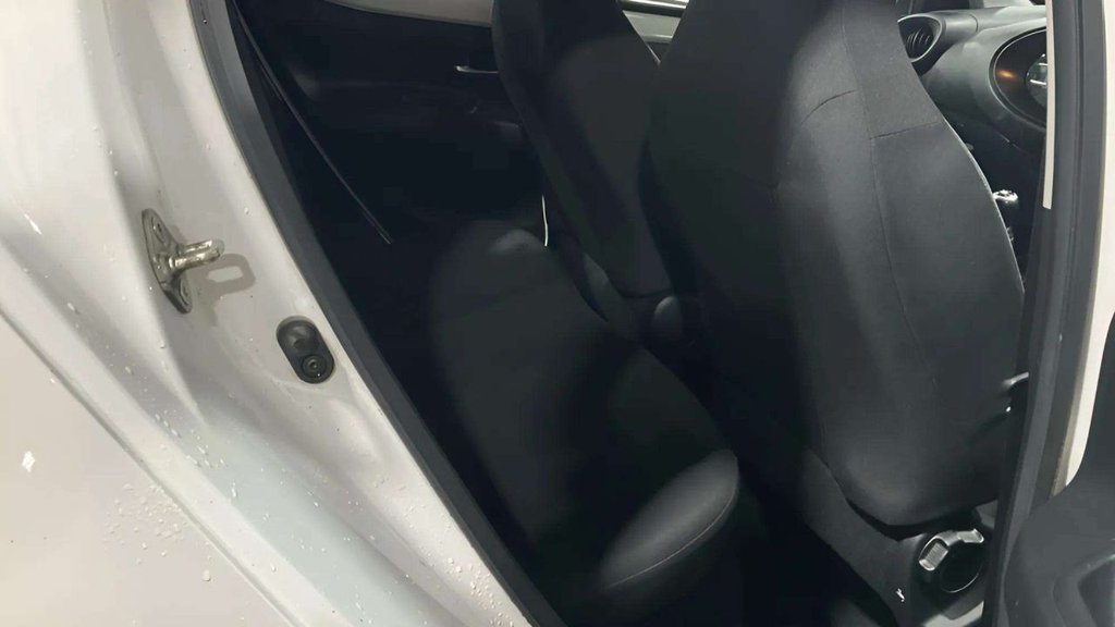 Used Toyota Aygo X 2022 for sale - 77369615: Photo 8