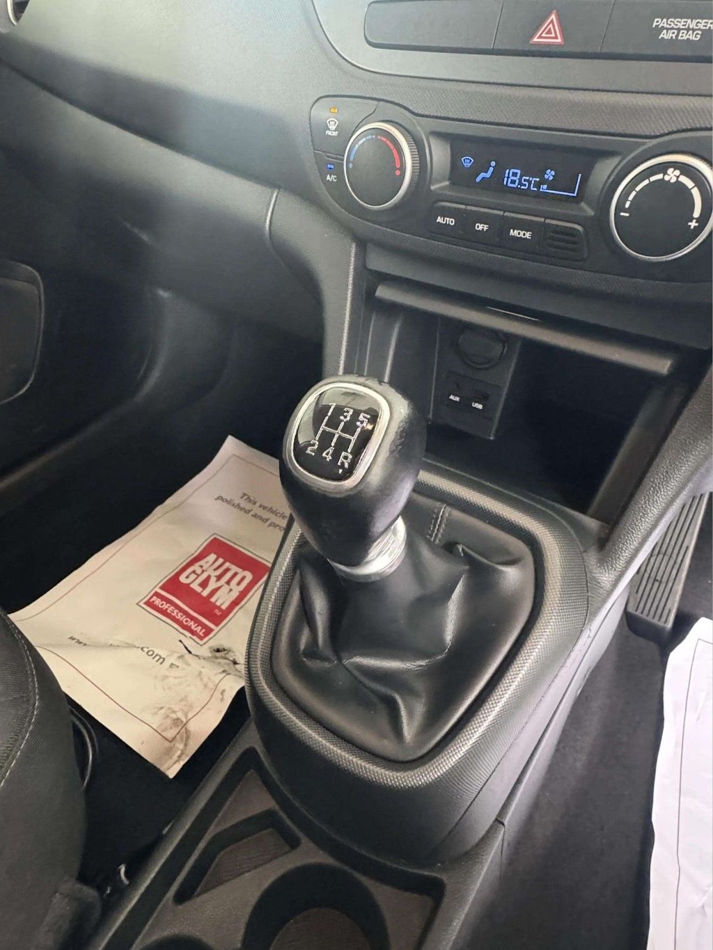 Used Hyundai i10 2017 for sale - 76173164: Photo 26