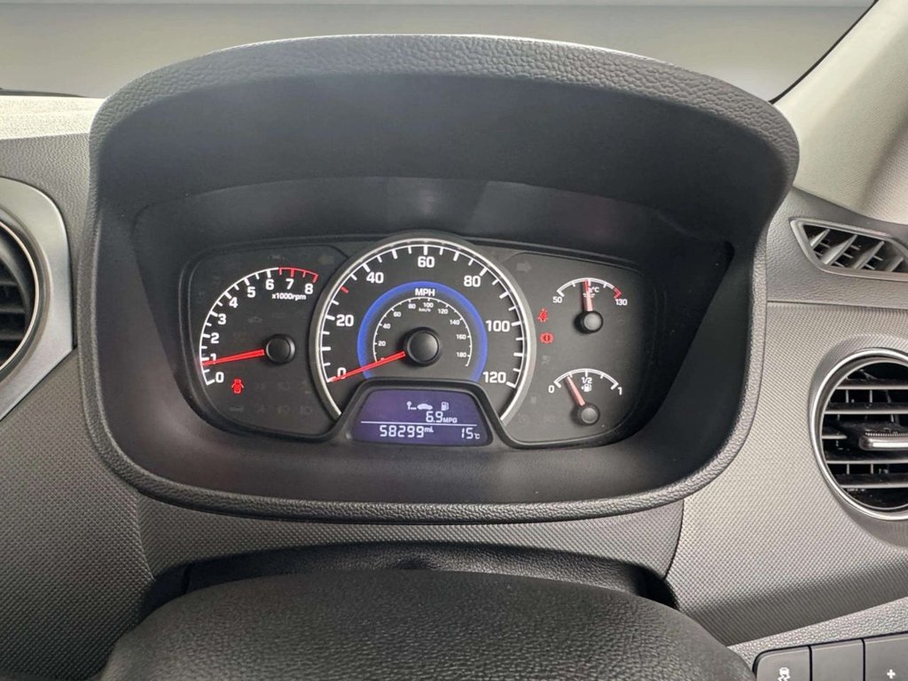 Used Hyundai i10 2017 for sale - 76173164: Photo 29