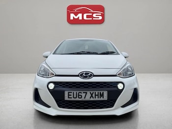Used Hyundai i10 2017 for sale - 76173164: Photo 2
