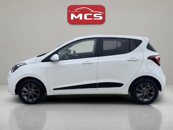 Used Hyundai i10 2017 for sale - 76173164: Photo 4
