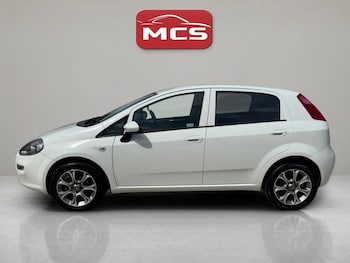 Used Fiat Punto 2016 for sale - 79461960: Photo
