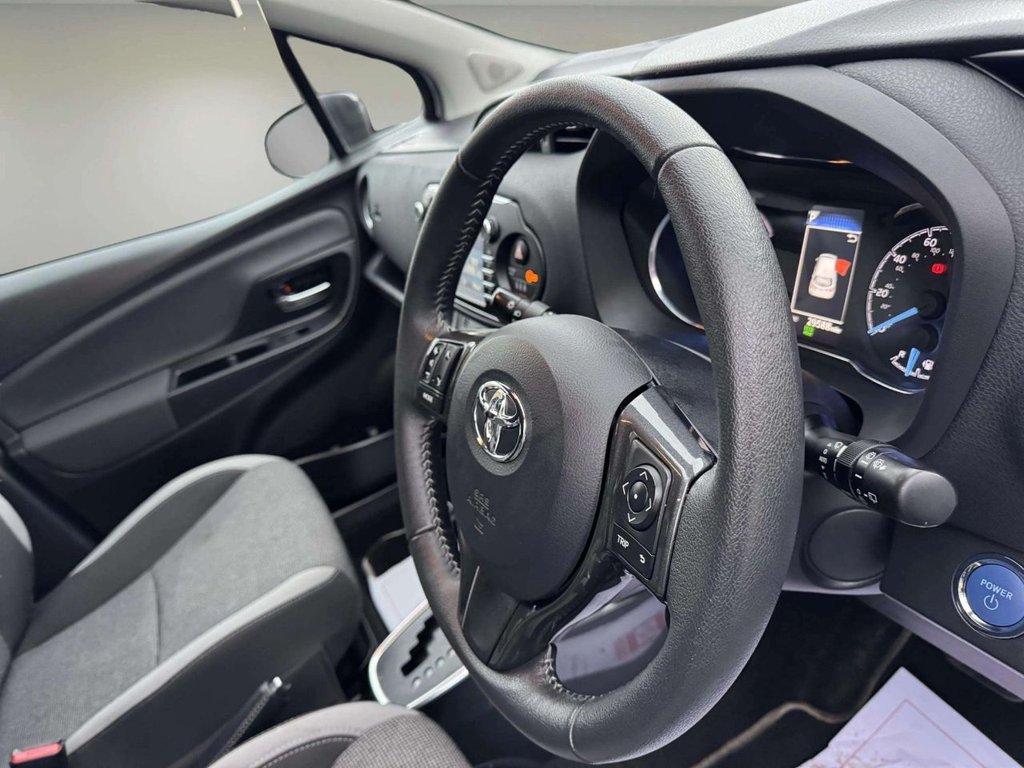 Used Toyota Yaris 2019 for sale - 77249962: Photo 21