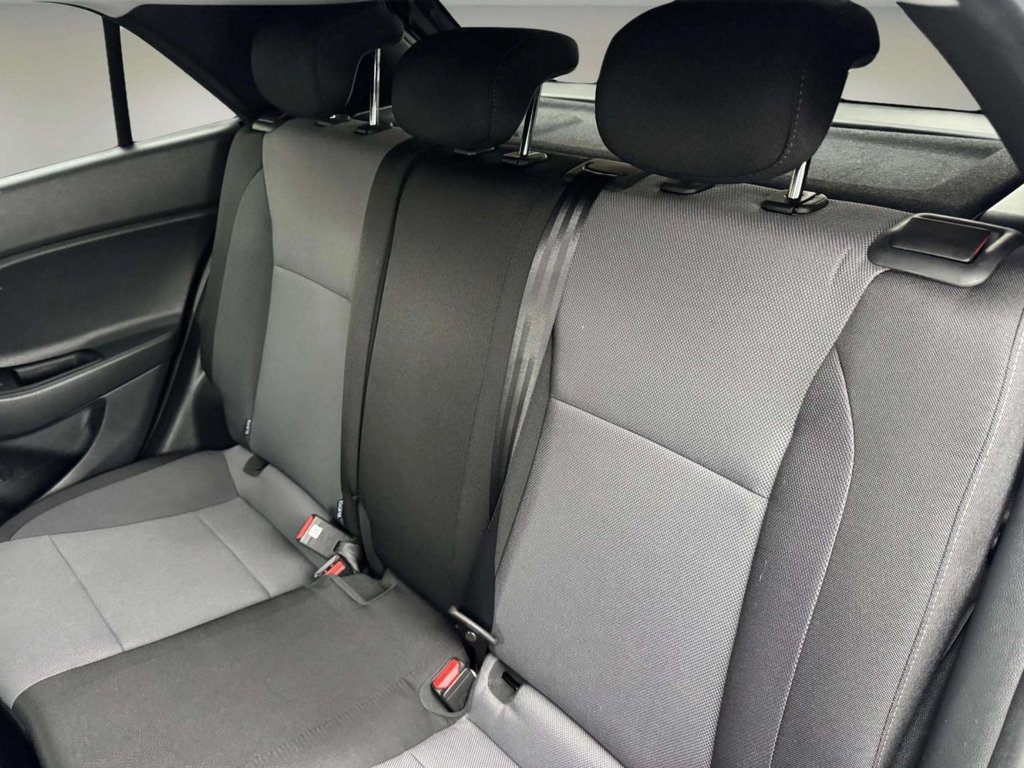 Used Hyundai i20 2020 for sale - 77407705: Photo 33