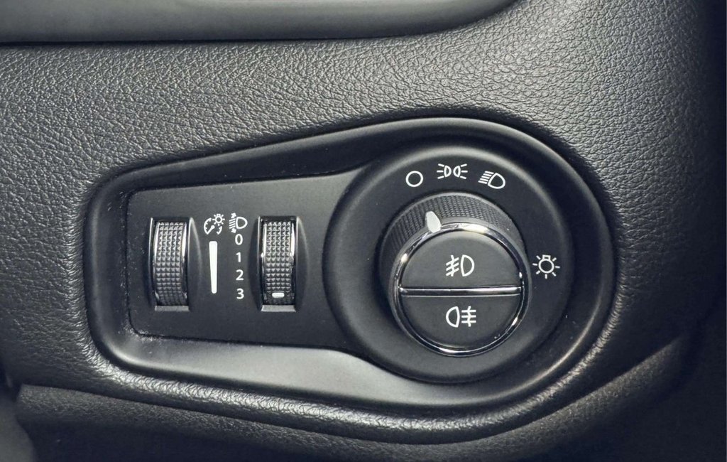 Used Jeep Renegade 2017 for sale - 76454783: Photo 21