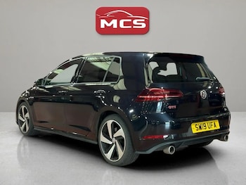 Used Volkswagen Golf 2019 for sale - 78299929: Photo