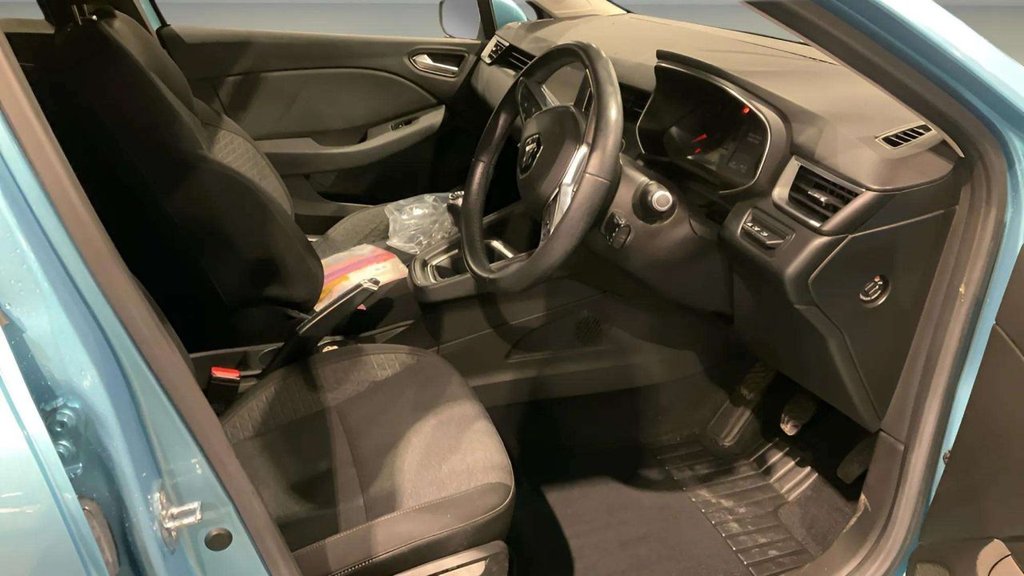 Used Renault Clio 2019 for sale - 77408055: Photo 9