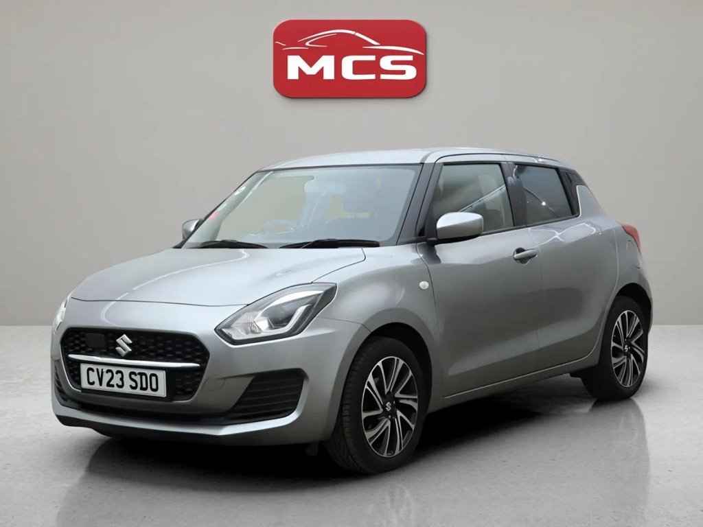 Used Suzuki Swift 2023 for sale - 77642948: Photo 2