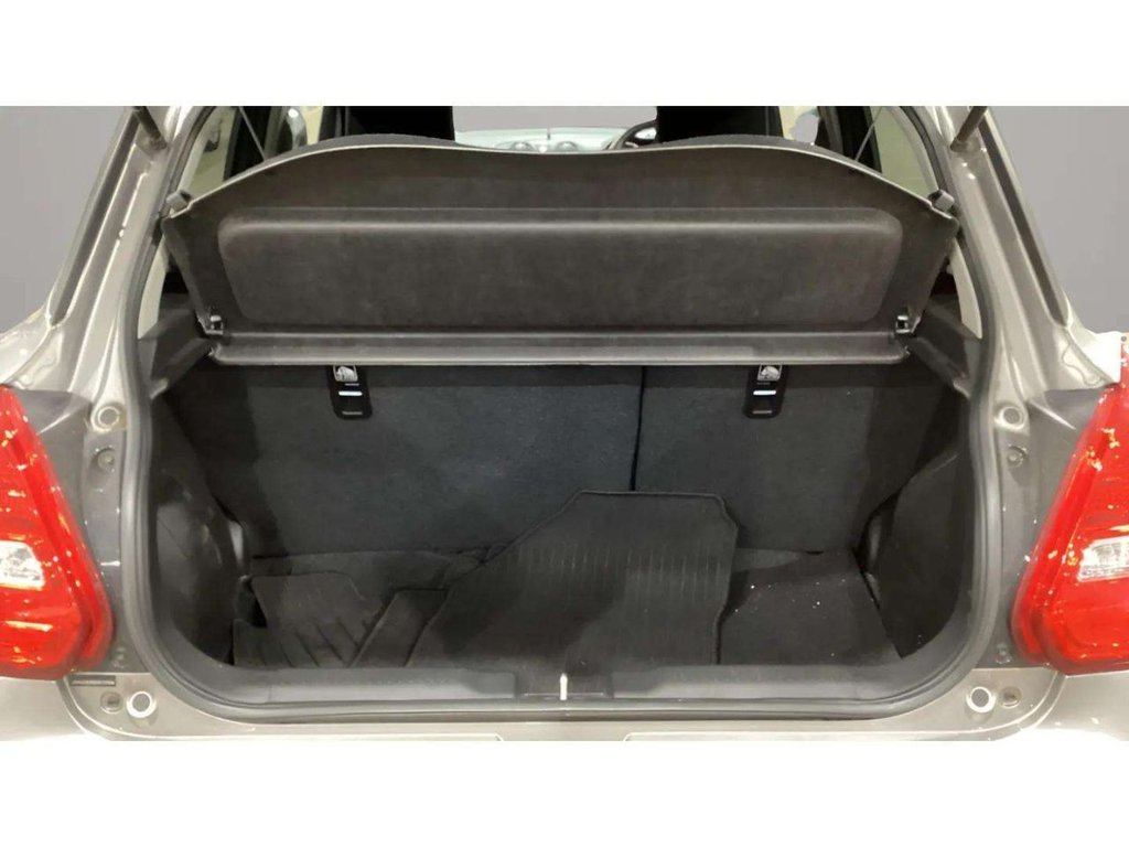 Used Suzuki Swift 2023 for sale - 77642948: Photo 7