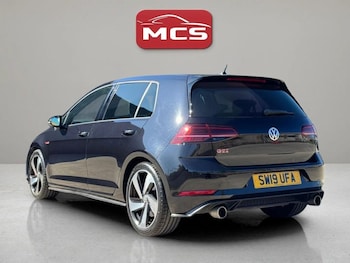 Used Volkswagen Golf 2019 for sale - 78444354: Photo