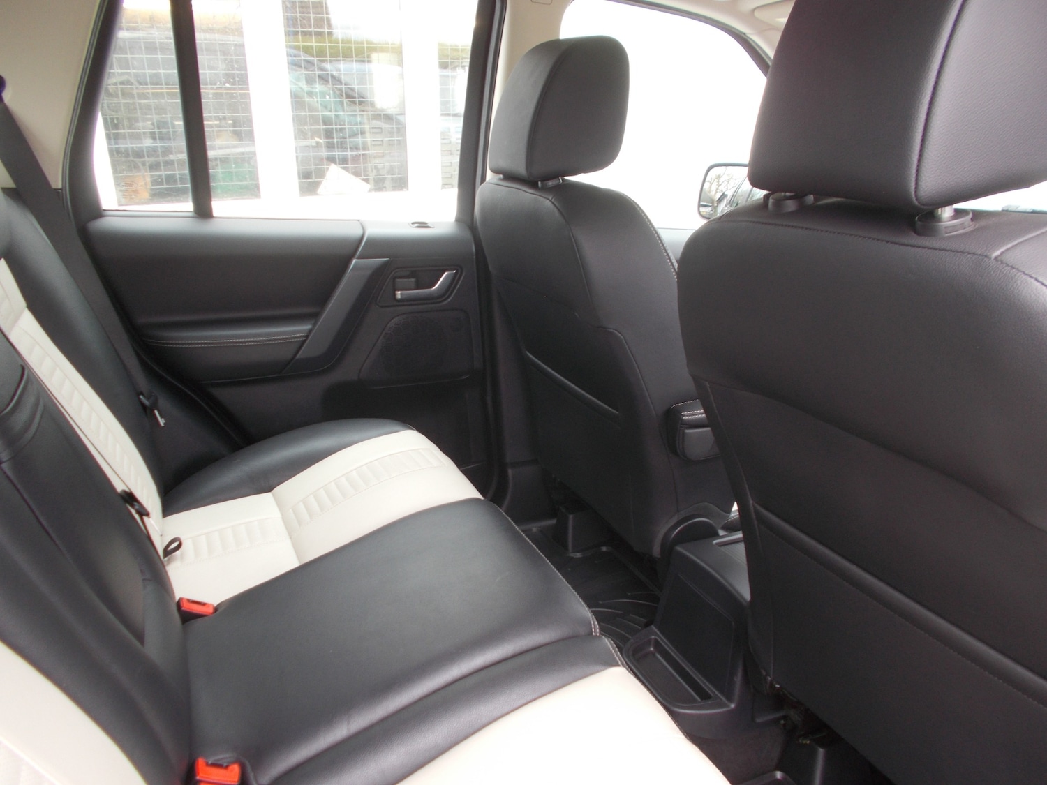 Used Land Rover Freelander 2013 for sale - 77635291: Photo 10