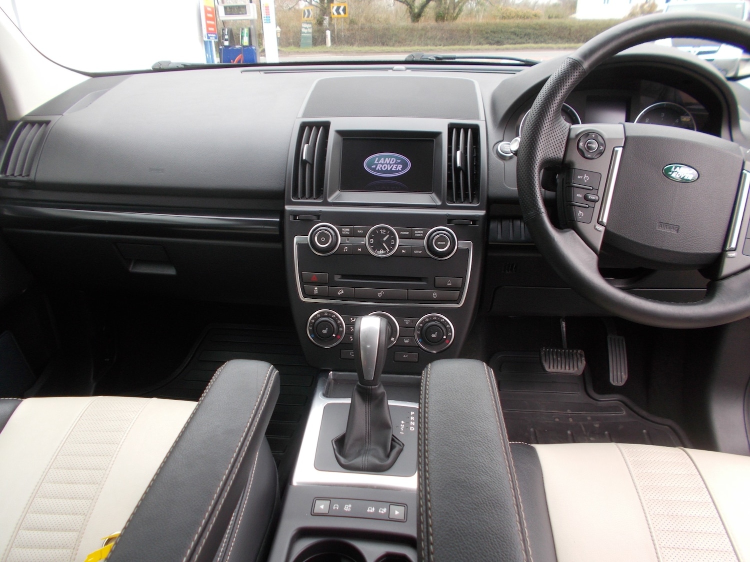 Used Land Rover Freelander 2013 for sale - 77635291: Photo 11