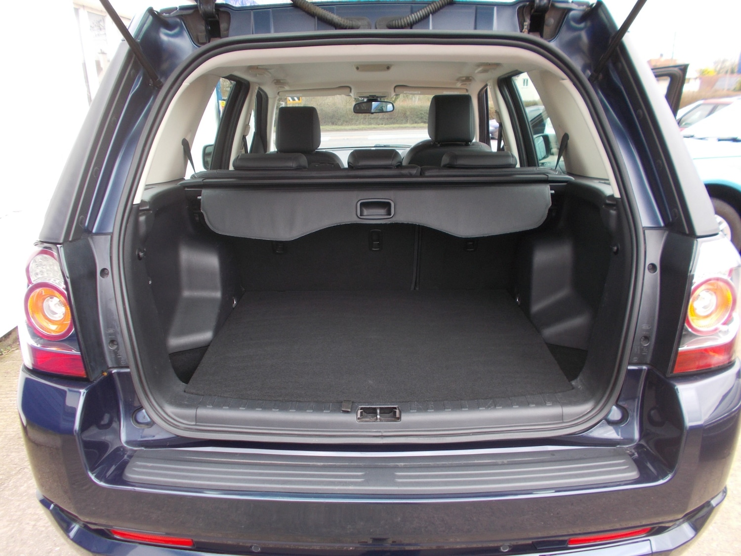 Used Land Rover Freelander 2013 for sale - 77635291: Photo 12