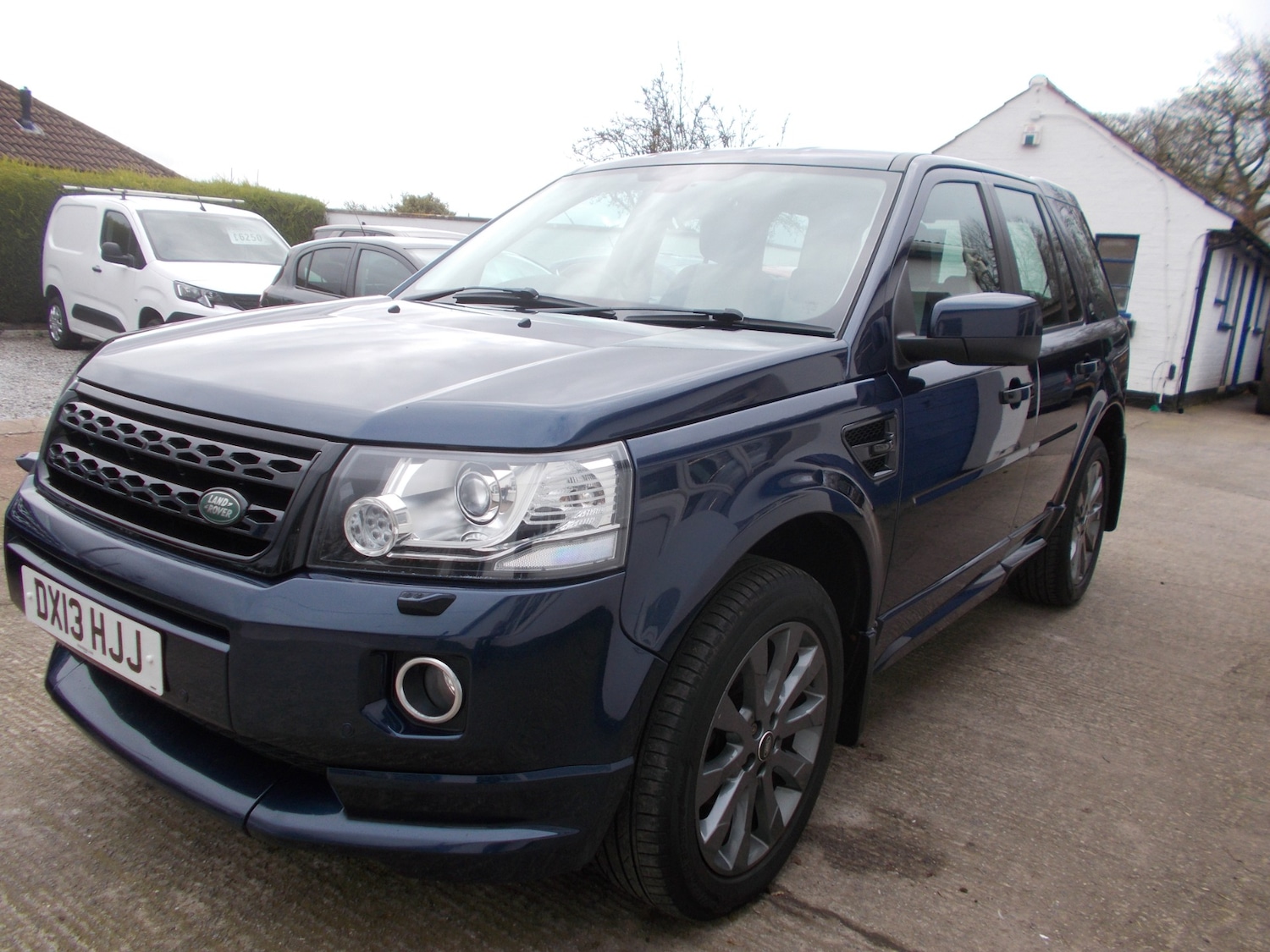 Used Land Rover Freelander 2013 for sale - 77635291: Photo 8
