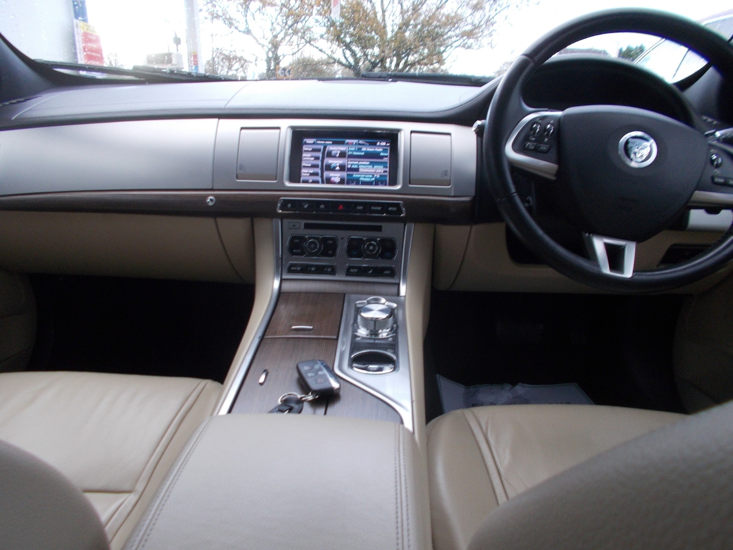 Used Jaguar XF 2013 for sale - 76757027: Photo 11