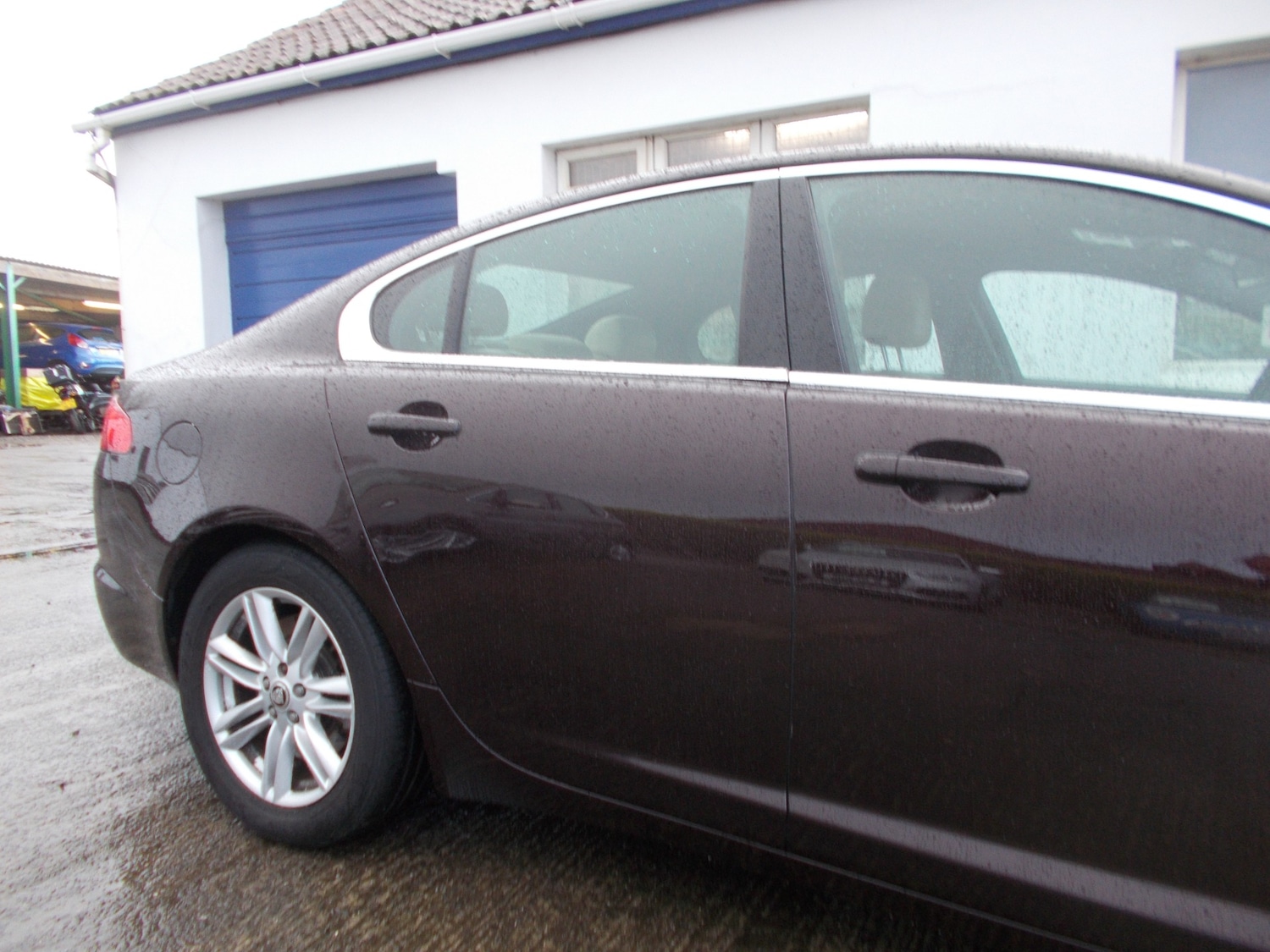 Used Jaguar XF 2013 for sale - 76757027: Photo 3