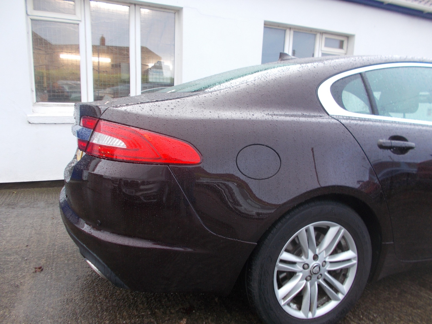 Used Jaguar XF 2013 for sale - 76757027: Photo 4