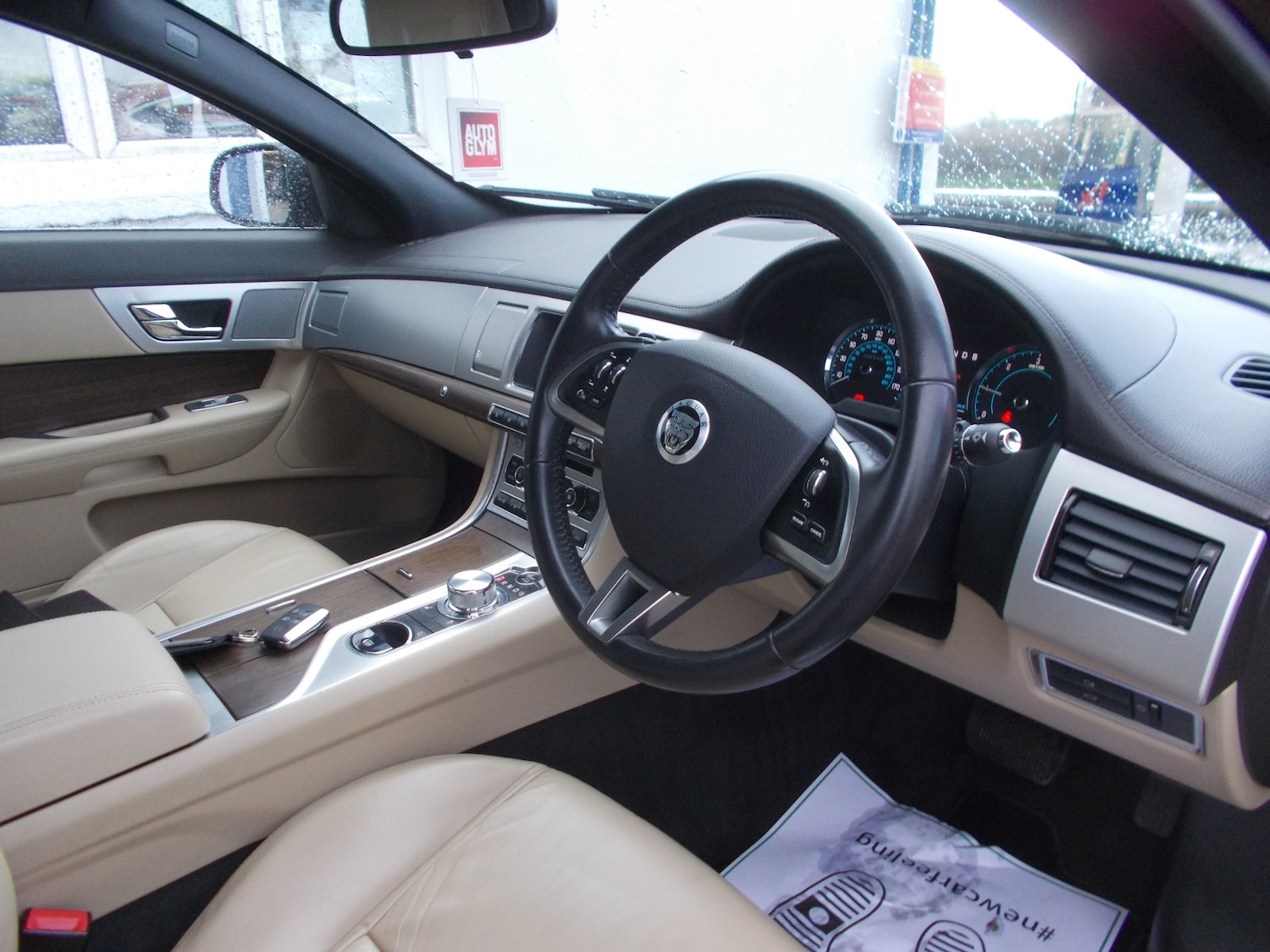 Used Jaguar XF 2013 for sale - 76757027: Photo 9